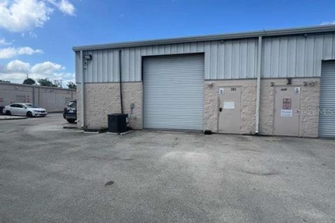 Commercial property in Orlando, Florida 222.97 sq.m. № 2220811 - photo 2