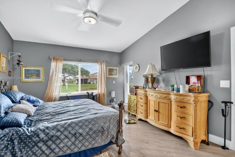 House in Delray Beach, Florida 2 bedrooms, 115.85 sq.m. № 1927619 - photo 18