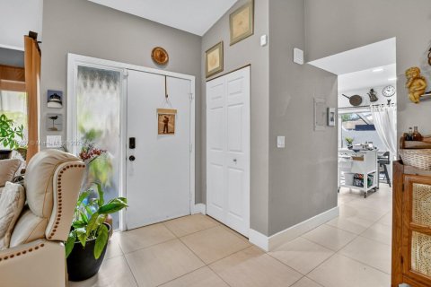 House in Delray Beach, Florida 2 bedrooms, 115.85 sq.m. № 1927619 - photo 5