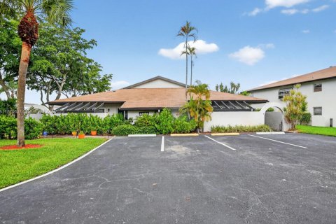 House in Delray Beach, Florida 2 bedrooms, 115.85 sq.m. № 1927619 - photo 27