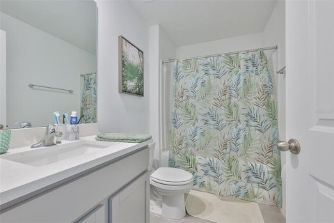 House in Plant City, Florida 4 bedrooms, 171.5 sq.m. № 2205487 - photo 11