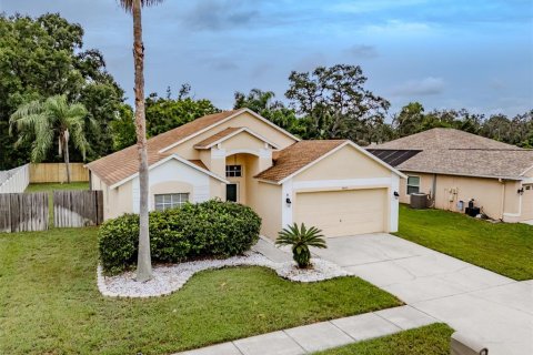 House in Riverview, Florida 3 bedrooms, 137.68 sq.m. № 1901919 - photo 4