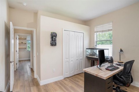 Casa en venta en Land O' Lakes, Florida, 4 dormitorios, 198.16 m2 № 1902611 - foto 22