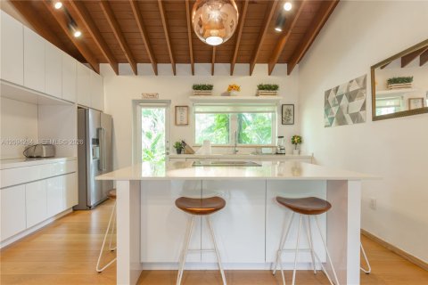 Снять в аренду виллу или дом в Майами, Флорида 3 спальни, 202.06м2, № 2379851 - фото 20