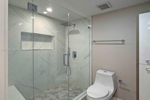 Купить кондоминиум в Майами, Флорида 2 спальни, 136.01м2, № 2153158 - фото 21