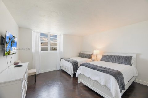 Copropriété à vendre à Hollywood, Floride: 1 chambre, 99.41 m2 № 1939593 - photo 6