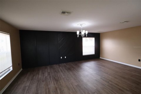 Villa ou maison à louer à Ocala, Floride: 4 chambres, 245.91 m2 № 2113925 - photo 6
