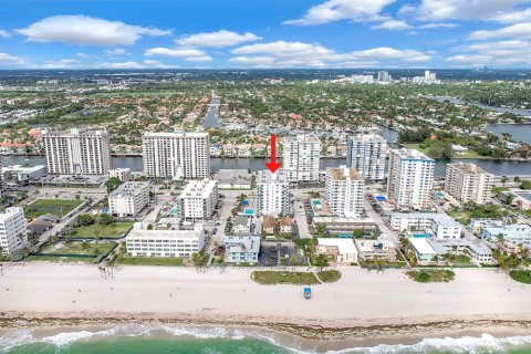 Купить кондоминиум в Холливуд, Флорида 2 комнаты, 133.78м2, № 2147082 - фото 27