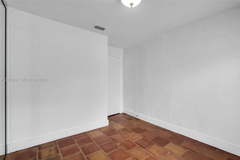 Touwnhouse à vendre à Aventura, Floride: 3 chambres, 126.81 m2 № 2179075 - photo 10