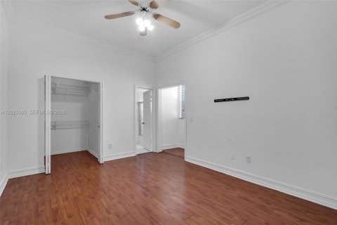 Touwnhouse à vendre à Aventura, Floride: 3 chambres, 126.81 m2 № 2179075 - photo 13