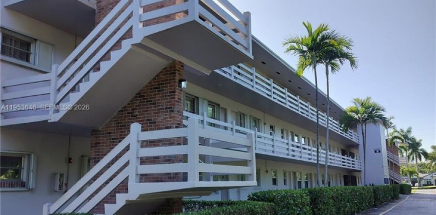 Condominio en Hallandale Beach, Florida, 1 dormitorio  № 2007924