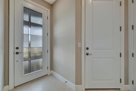 House in Englewood, Florida 2 bedrooms, 130.53 sq.m. № 1685007 - photo 5