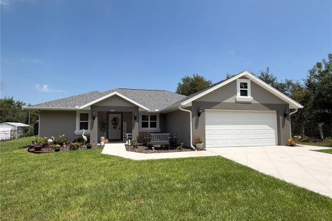 House in Summerfield, Florida 3 bedrooms, 156.35 sq.m. № 2313353