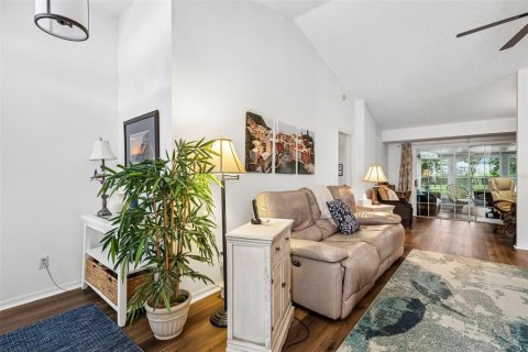 Villa ou maison à vendre à Sun City Center, Floride: 2 chambres, 135.82 m2 № 2418476 - photo 6
