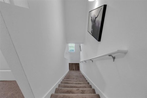 Townhouse in Gibsonton, Florida 3 bedrooms, 136.66 sq.m. № 2207716 - photo 19