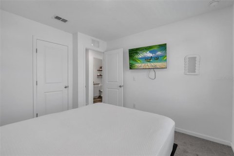 Townhouse in Gibsonton, Florida 3 bedrooms, 136.66 sq.m. № 2207716 - photo 29