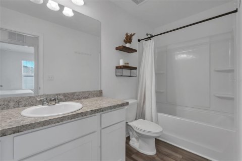 Townhouse in Gibsonton, Florida 3 bedrooms, 136.66 sq.m. № 2207716 - photo 30
