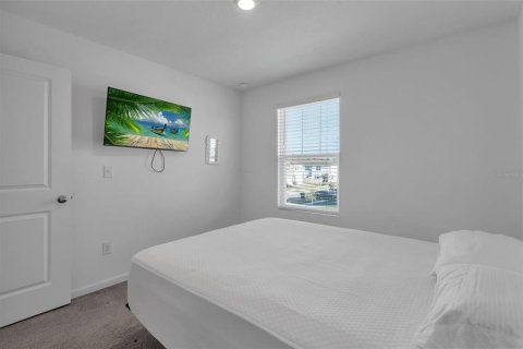 Townhouse in Gibsonton, Florida 3 bedrooms, 136.66 sq.m. № 2207716 - photo 28