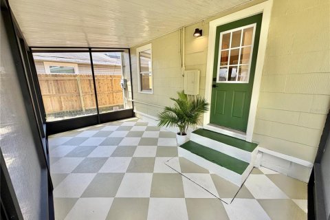 Villa ou maison à vendre à Saint Petersburg, Floride: 2 chambres, 70.23 m2 № 2291009 - photo 15