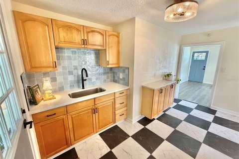 Villa ou maison à vendre à Saint Petersburg, Floride: 2 chambres, 70.23 m2 № 2291009 - photo 5