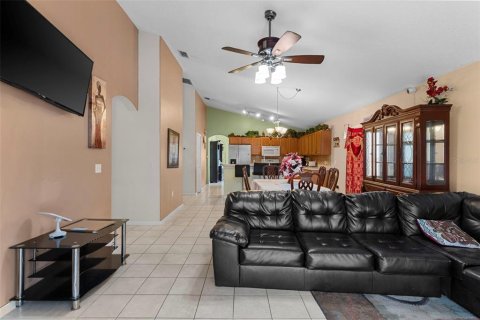 Villa ou maison à vendre à Davenport, Floride: 4 chambres, 176.24 m2 № 2101127 - photo 8