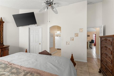 Villa ou maison à vendre à Davenport, Floride: 4 chambres, 176.24 m2 № 2101127 - photo 12