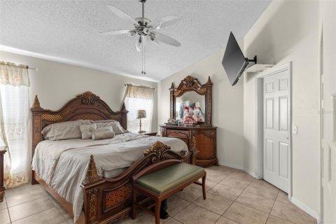 Villa ou maison à vendre à Davenport, Floride: 4 chambres, 176.24 m2 № 2101127 - photo 10