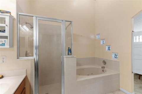 Villa ou maison à vendre à Davenport, Floride: 4 chambres, 176.24 m2 № 2101127 - photo 14