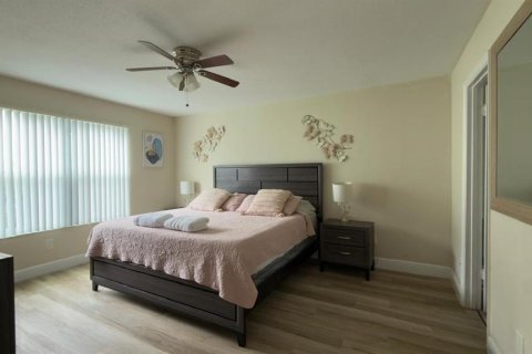 Copropriété à louer à Kissimmee, Floride: 3 chambres, 113.34 m2 № 2356622 - photo 9