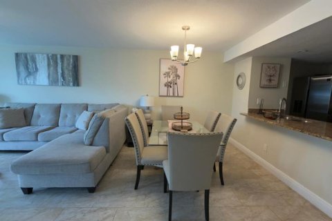 Copropriété à louer à Kissimmee, Floride: 3 chambres, 113.34 m2 № 2356622 - photo 21