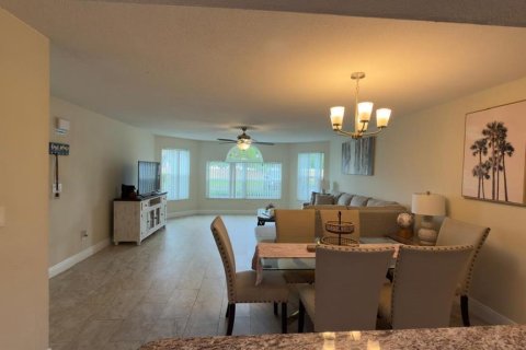 Copropriété à louer à Kissimmee, Floride: 3 chambres, 113.34 m2 № 2356622 - photo 3