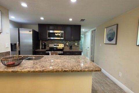 Copropriété à louer à Kissimmee, Floride: 3 chambres, 113.34 m2 № 2356622 - photo 19