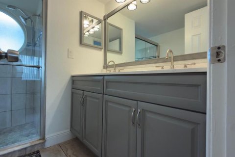 Copropriété à louer à Kissimmee, Floride: 3 chambres, 113.34 m2 № 2356622 - photo 6