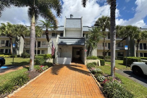 Condo in Lake Worth, Florida, 3 bedrooms № 2146372 - photo 3