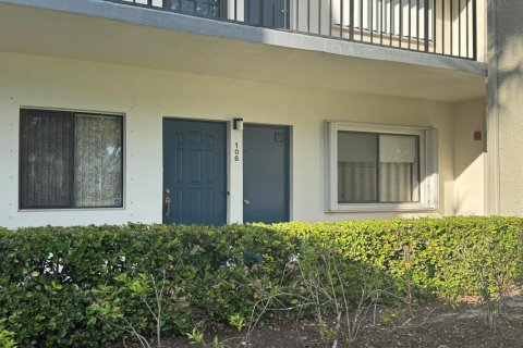 Condo in Lake Worth, Florida, 3 bedrooms № 2146372 - photo 6