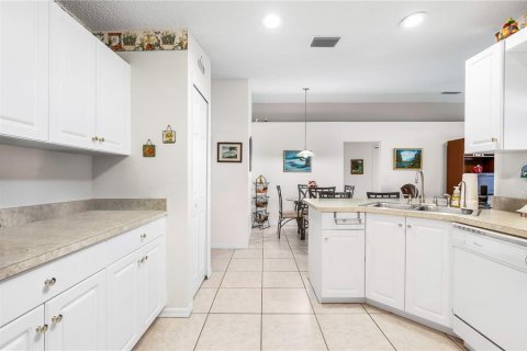Villa ou maison à vendre à Deltona, Floride: 3 chambres, 169.36 m2 № 1854310 - photo 14