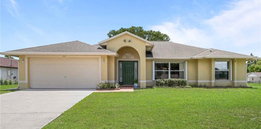 Villa ou maison à Deltona, Floride 3 chambres, 169.36 m2 № 1854310