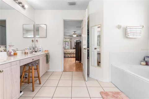 Villa ou maison à vendre à Deltona, Floride: 3 chambres, 169.36 m2 № 1854310 - photo 30