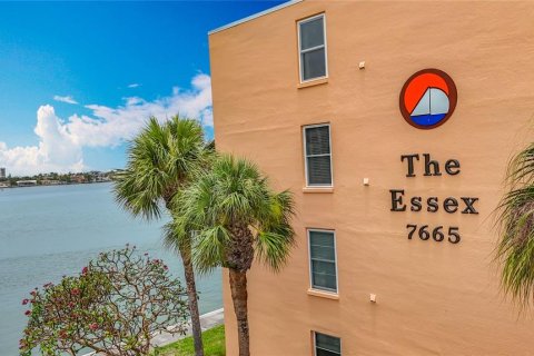 Condominio en venta en South Pasadena, Florida, 3 dormitorios, 118.45 m2 № 1777894 - foto 3