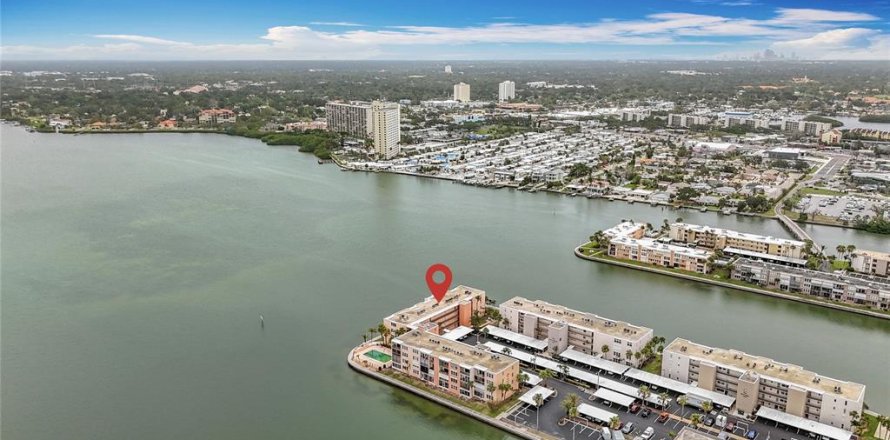 Condominio en South Pasadena, Florida, 3 dormitorios № 1777894