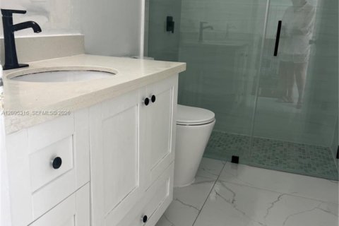 Copropriété à louer à Miami, Floride: 2 chambres, 91.23 m2 № 2384790 - photo 9