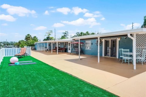 Immobilier commercial à vendre à Hudson, Floride: 285.95 m2 № 1824601 - photo 13