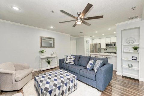 Condo in Tampa, Florida, 1 bedroom № 2383440 - photo 4