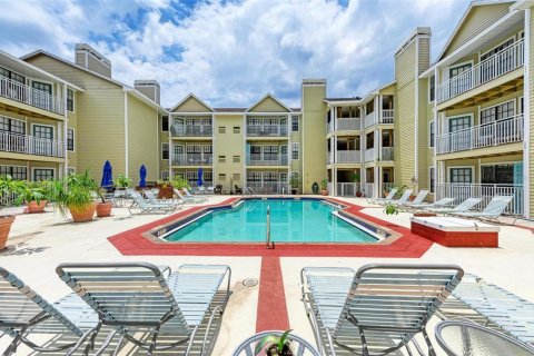 Condo in Tampa, Florida, 1 bedroom № 2383440 - photo 14