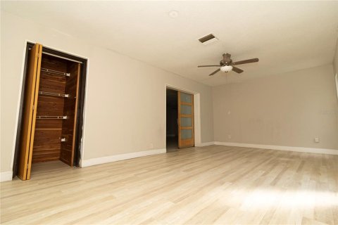 Villa ou maison à vendre à Orlando, Floride: 4 chambres, 178.93 m2 № 2403291 - photo 8