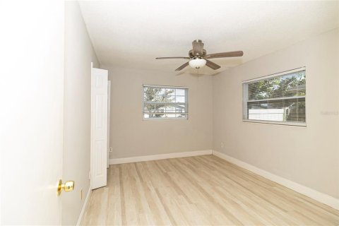 Villa ou maison à vendre à Orlando, Floride: 4 chambres, 178.93 m2 № 2403291 - photo 12