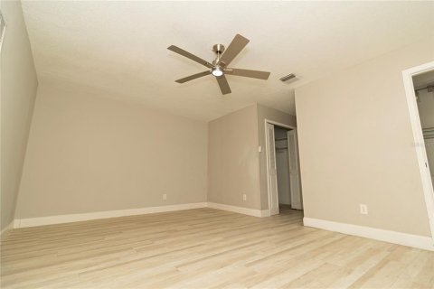 Villa ou maison à vendre à Orlando, Floride: 4 chambres, 178.93 m2 № 2403291 - photo 13