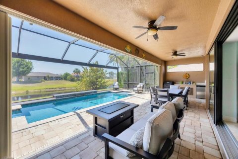 House in Rotonda, Florida 3 bedrooms, 187.29 sq.m. № 1783011 - photo 29