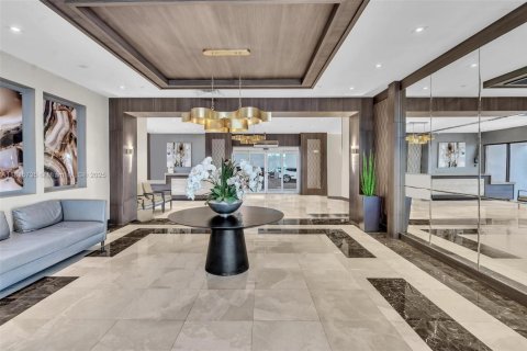 Condo in Aventura, Florida, 2 bedrooms  № 1768466 - photo 6