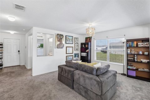 Villa ou maison à vendre à Mascotte, Floride: 5 chambres, 285.67 m2 № 2115747 - photo 3